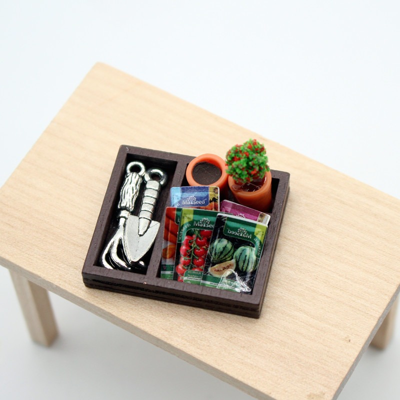 Gardening Tools Spade - Aksesoris Taman Miniatur Rumah Boneka: Kotak